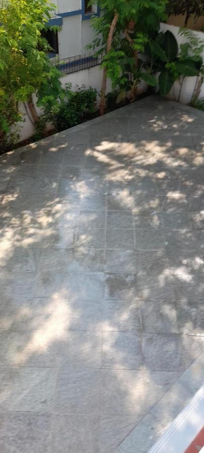 Mp Villa - Lovely Furnished Appartment Pondicherry Eksteriør bilde